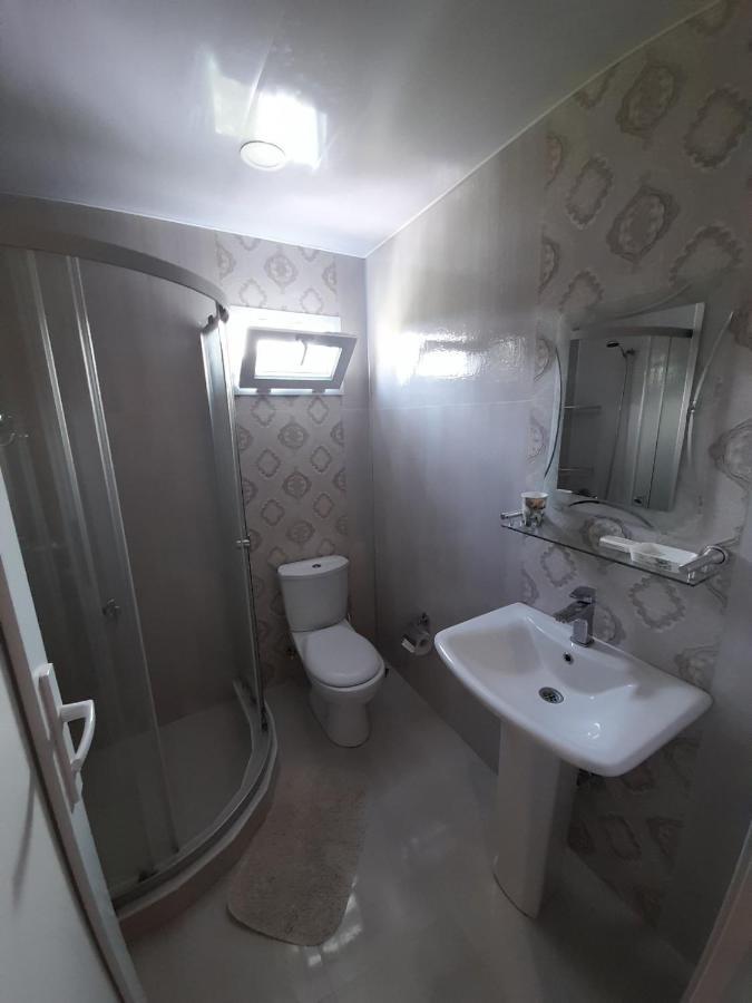 Kemeni Garden Hotel Batumi Exterior foto
